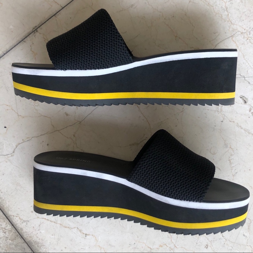 Call it spring platform slips - Picture 3 of 4